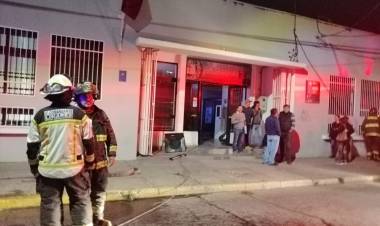 Bengala provocó incendio de las oficinas de Serviu Linares