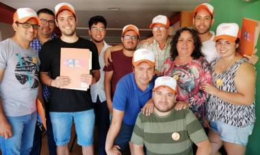 En Linares lanzan campaña “Que Chile Decida” 