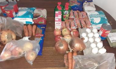 Siguen las denuncias por “cajas de alimentos” Junaeb en Linares