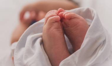 Enfermera pediátrica de la UTalca enseña a detectar síntomas de Covid-19 en lactantes