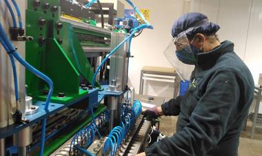 Compañía Chilena de Fósforos descarta brote de Covid-19 en planta de Retiro