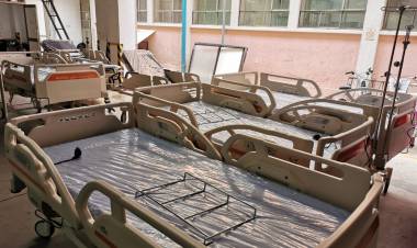 Colbún S.A. dona camas eléctricas y un electrocardiógrafo al hospital de Linares