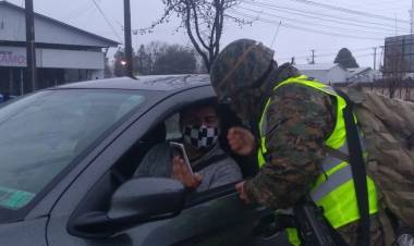 Con cuatro controles de tránsito y ley seca comenzó la cuarentena obligatoria en Linares