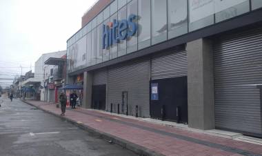 Seis detenidos, asado en pasarela “El Peñasco” y fútbol en el sector Nuevo Amanecer son las novedades del segundo día de cuarentena obligatoria en Linares