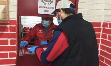 ÚltimaHora: Brote de Covid-19 entre jugadores de Deportes Linares