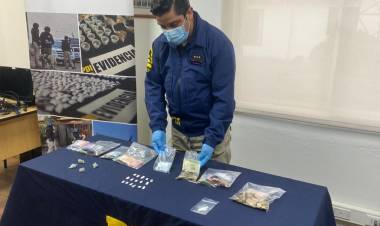 Tres mujeres y dos hombres detenidos por microtráfico de drogas en Parral