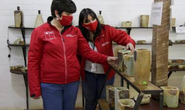 Entregan elementos de seguridad y herramientas a ZeoMaule en la localidad de Quinamávida