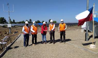 Inauguran parque solar “Bicentenario” en Parral