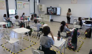 Todos los niveles regresaron a clases presenciales en el "Colegio Alborada" de Linares