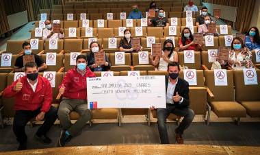 Entregan reconocimiento a pymes de Linares que recibieron subsidio para inversión y digitalización