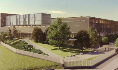 Vergonzoso: construcción del hospital de Linares tiene un retraso de un año y medio