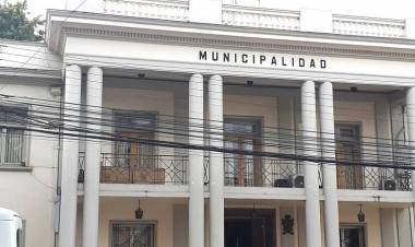 Polémica genera llamado a concurso de cargo de “director de control” municipal en Linares