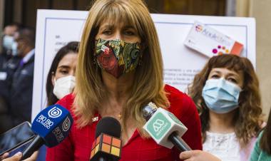 (VIDEO) Senadora Rincón y comienzo del 5G en RM: “Es en regiones donde la conectividad es un problema”