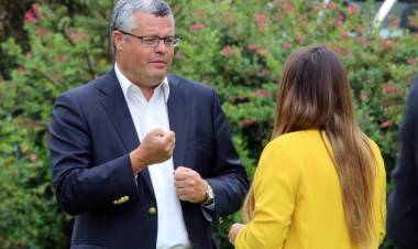 Diputado Rentería valora que MINSAL haya acogido petición de vacunar a vocales de mesa que participarán de las próximas elecciones