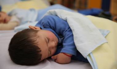 Horario de invierno: ¿Cómo preparar a los niños y niñas para el cambio de hora en cuarentena?