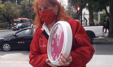 Horario de invierno: ¿cuándo hay que cambiar la hora en Chile?