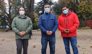 La mediática agenda de Mario Desbordes en Linares