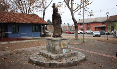 Instalan códigos "QR" en edificios y personajes que son parte del patrimonio linarense