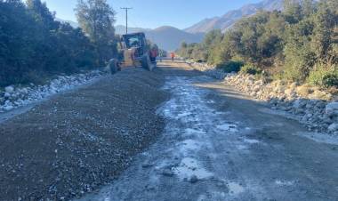 (VIDEO) MOP mejora ruta entre embalse Ancoa y Roblería en la provincia de Linares