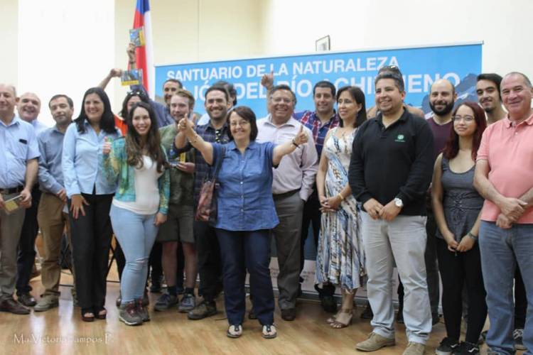 Instituto Forestal entregó Travel & Trekking Map del Cajón Achibueno