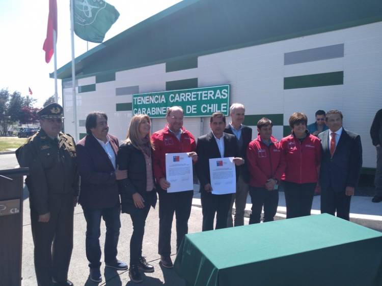 Aeródromo de San Antonio, Embalse Ancoa y entrega de tenencia marcaron presencia del Ministro del MOP en Linares