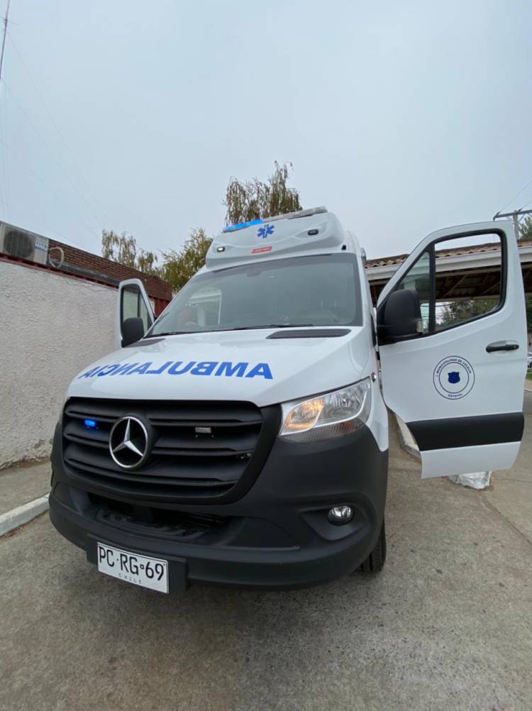 Municipalidad de Colbún adquirió nueva ambulancia